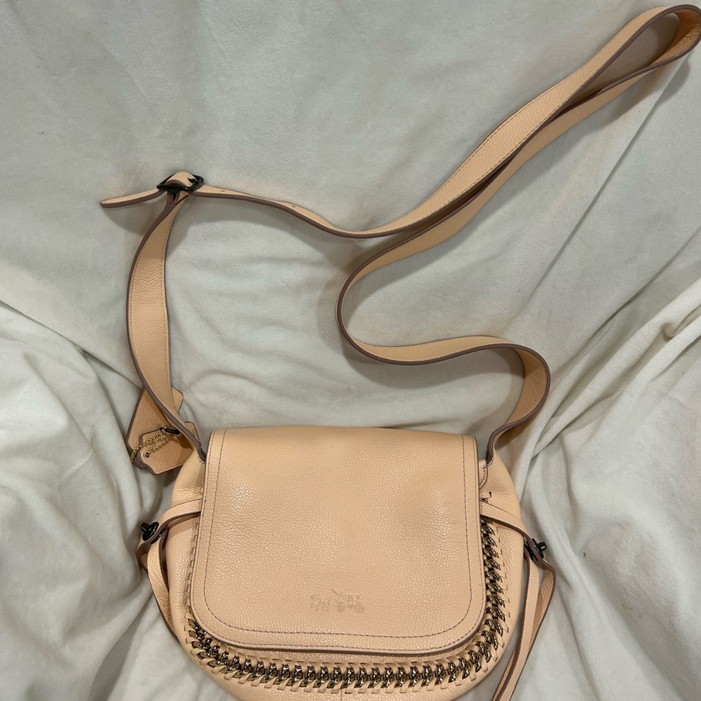 Chic Coach Tan Crossbody Bag